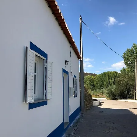 Casa Da Ponte De Pedra Casa de Férias *